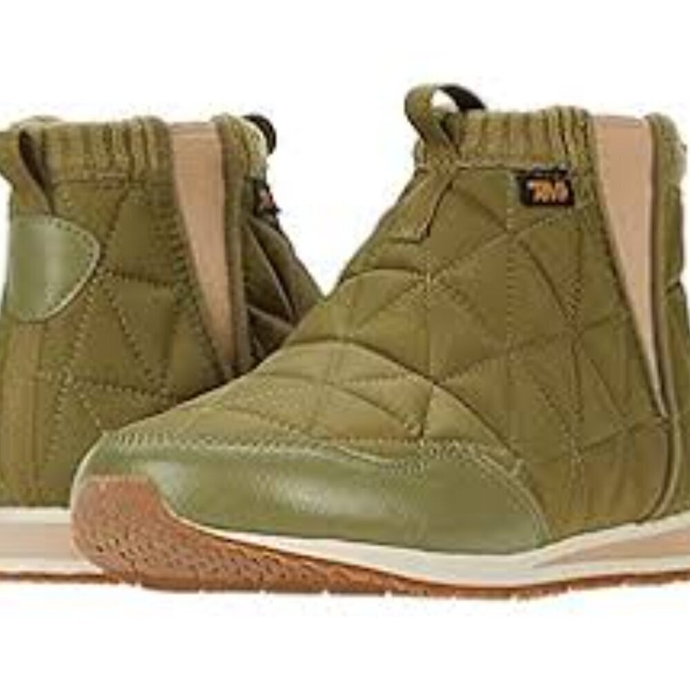 Teva Women's Sneaker Ember Mid Boots, Size 5